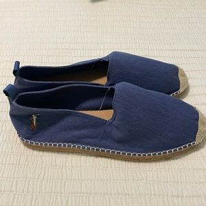Polo slip on Canvas Shoes (12)